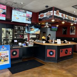 Kiki's Chicken Place