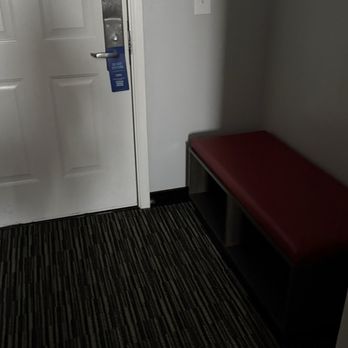 Ramada by Wyndham Marina - Entry way with a shoe bench - Hotels Near Me - Marina, California Ramada by Wyndham Marina - Entry way with a shoe bench - Hotels Near Me - Marina, California