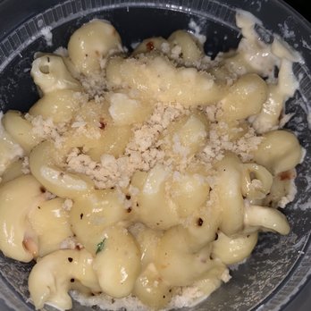 SOB Downtown - Smoked Gouda Mac 'n Cheese - Gastropubs Near Me - Memphis, Tennessee