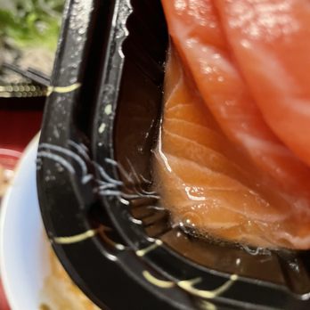 East Sushi Bistro - fish was frozen, melted into puddles - Sushi Bars Near Me - Brooklyn, New York