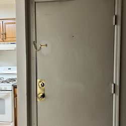 Edison Woods Apartments