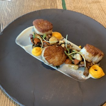 Allora - Wine Bars Near Me - Sacramento, California