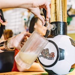 Ojos Locos Sports Cantina - McAllen - Ice cold draft beer Balón