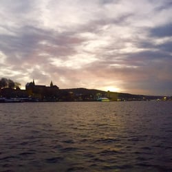 MS Tidevind - God morgen! Endelig er isen på fjorden borte og båten er i gang igjen. Flott morgenrute!