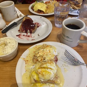Loula's Cafe - Near to far- eggs Benedict, grits, lemon French toast, stump town omelette. - Breakfast & Brunch Near Me - Whitefish, Montana Loula's Cafe - Near to far- eggs Benedict, grits, lemon French toast, stump town omelette. - Breakfast & Brunch Near Me - Whitefish, Montana