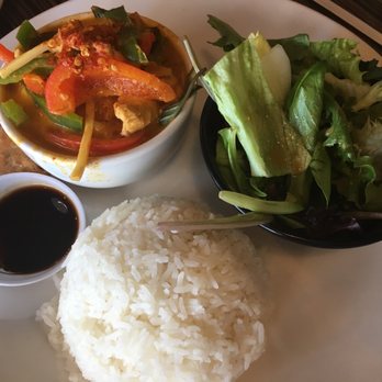 Charm Thai Kitchen - Red Curry Lunch Special - Thai Near Me - San Diego, California