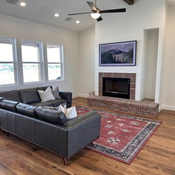 Builders Flooring & Design - Living room flooring - Flooring Near Me - Chandler, Arizona Builders Flooring & Design - Living room flooring - Flooring Near Me - Chandler, Arizona