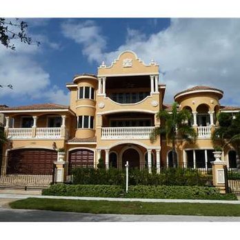 Ediss Construction - the front of this home - General Contractors Near Me - Hollywood, Florida Ediss Construction - the front of this home - General Contractors Near Me - Hollywood, Florida