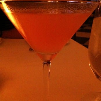 Vintner Grill - Tropical paradise martini - New American Near Me - Las Vegas, Nevada Vintner Grill - Tropical paradise martini - New American Near Me - Las Vegas, Nevada