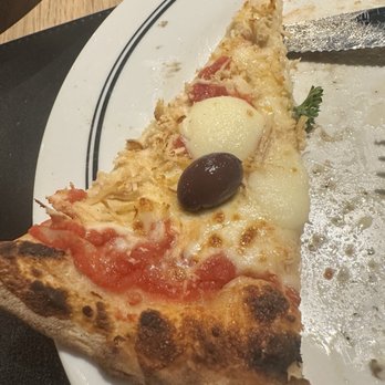 San Paolo Pizzeria - CHICKEN WITH CATUPIRY. The cream cheese a bit too heavy for me but the overall taste was goooood. - Pizza Near Me - Honolulu, Hawaii