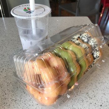 Le Creme - Mochi donuts (strawberry, matcha, and cookies & cream), taro milk tea - Desserts Near Me - San Jose, California Le Creme - Mochi donuts (strawberry, matcha, and cookies & cream), taro milk tea - Desserts Near Me - San Jose, California