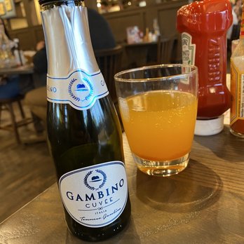 Cracker Barrel Old Country Store - Peach mimosa - Southern Near Me - Bakersfield, California