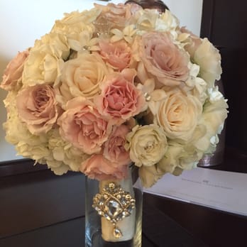 Camellia Wedding Flowers - Xoxo - Florists Near Me - San Diego, California