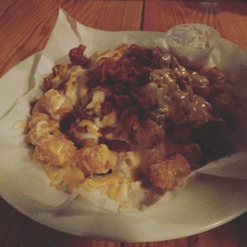 Max's Taphouse - Pulled pork tater tots - American Near Me - Baltimore, Maryland Max's Taphouse - Pulled pork tater tots - American Near Me - Baltimore, Maryland