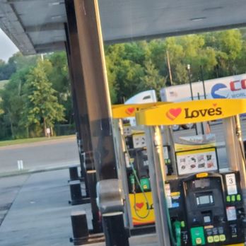 Love's Travel Stop - Gas Stations Near Me - Tupelo, Mississippi Love's Travel Stop - Gas Stations Near Me - Tupelo, Mississippi