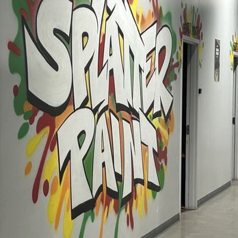 iSmash - Reno - Hallway to the splatter painting area - Arts & Entertainment Near Me - Sparks, Nevada