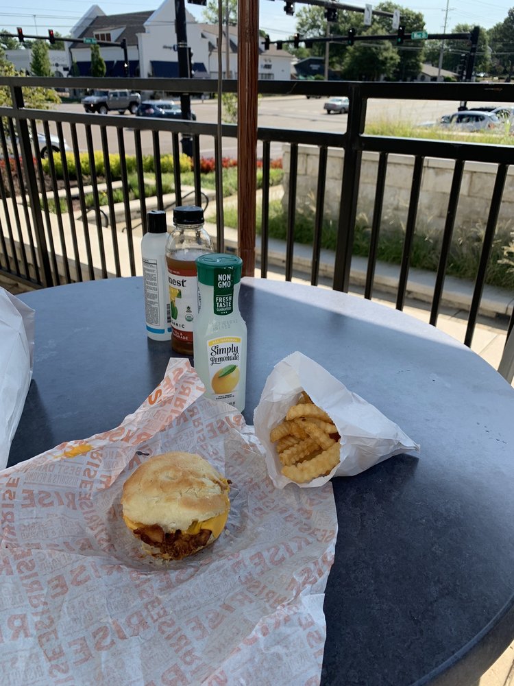 RISE SOUTHERN BISCUITS & RIGHTEOUS CHICKEN Updated May 2024 225 Photos & 262 Reviews 7535