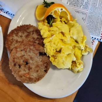 Stacks On Route 66 - Scrambled eggs and turkey sausage - American Near Me - Glendora, California Stacks On Route 66 - Scrambled eggs and turkey sausage - American Near Me - Glendora, California