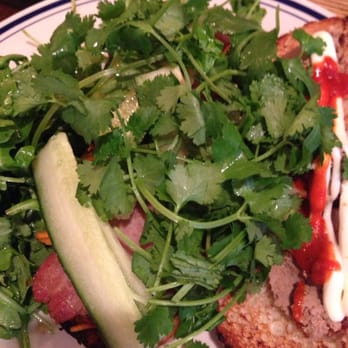 Duke's Grocery - Banh mi - Pubs Near Me - Washington, DC, District of Columbia