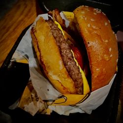 El Hot Dog Street Dogs - The dog burger