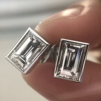 Rising Star Diamonds - Baguette earrings - Wholesale Stores Near Me - Los Angeles, California Rising Star Diamonds - Baguette earrings - Wholesale Stores Near Me - Los Angeles, California
