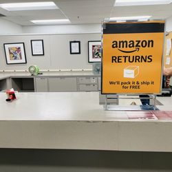 Kohl's - Also pickup area for online orders