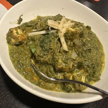 Curries - Cheese cubes with cream of spinach - Indian Near Me - Clearwater, Florida Curries - Cheese cubes with cream of spinach - Indian Near Me - Clearwater, Florida
