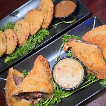 Jordyn's Soul Cafe - Fried green tomatoes & pot roast empanadas - Soul Food Near Me - Chicago, Illinois Jordyn's Soul Cafe - Fried green tomatoes & pot roast empanadas - Soul Food Near Me - Chicago, Illinois