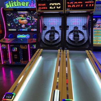 Fair on 4 - Salad Near Me - Bloomington, Minnesota Fair on 4 - Salad Near Me - Bloomington, Minnesota