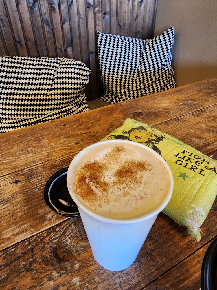 BOW AND ARROW COFFEEHOUSE Updated October 2024 75 Photos & 79