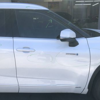Airpark Collision Center - Toyota Highlander before - Body Shops Near Me - Scottsdale, Arizona Airpark Collision Center - Toyota Highlander before - Body Shops Near Me - Scottsdale, Arizona