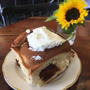 Lodge Bread - Cinnamon Rolls - Bakeries Near Me - Los Angeles, California