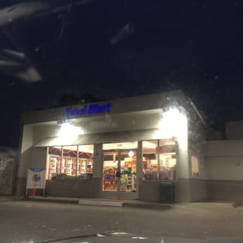 Chevron - the outside of a convenience store at night - Gas Stations Near Me - Berkeley, California Chevron - the outside of a convenience store at night - Gas Stations Near Me - Berkeley, California