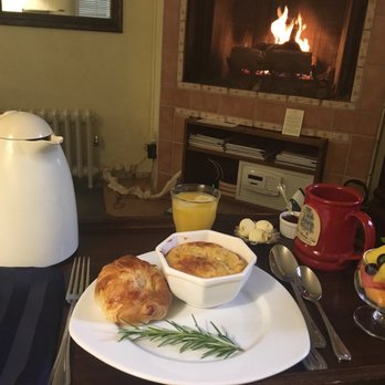 Old Monterey Inn - Hotels Near Me - Monterey, California Old Monterey Inn - Hotels Near Me - Monterey, California