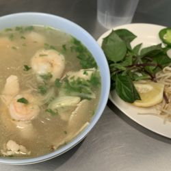 Noodle Bar - Seafood Noodle Soup