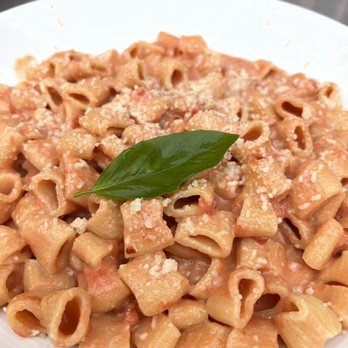 Tagliata - Rigatoni vodka - Italian Near Me - Baltimore, Maryland Tagliata - Rigatoni vodka - Italian Near Me - Baltimore, Maryland