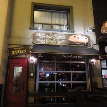 The Auld Spot Pub - Pubs Near Me - Toronto, Ontario