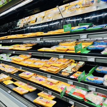 ALDI - Meat aisle - Grocery Near Me - Solon, Ohio