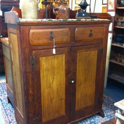 Zionsville Antique Mall