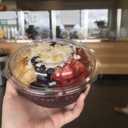 Açaí bowl Açaí bowl