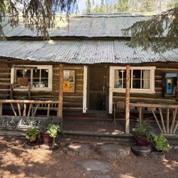 Sawtooth Lodge