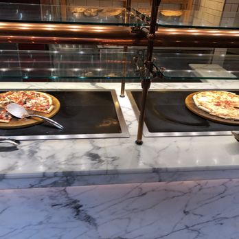 Buffet Americana - Pizza - Buffets Near Me - Tunica Resorts, Mississippi