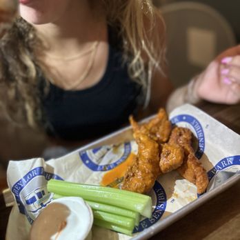 Treylor Park - Chicken Wings - New American Near Me - Savannah, Georgia