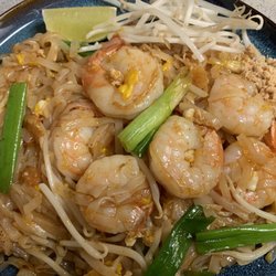 Chatch Thai Restaurant - Pad Thai