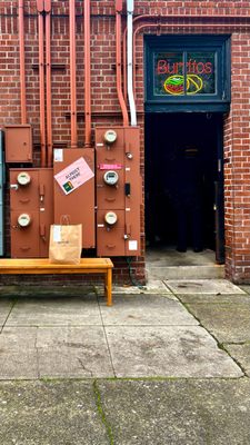 Los Burros Supremos by null