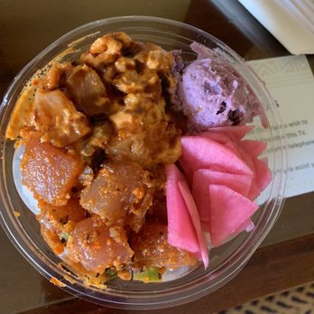 Poke Market - Spicy ahi ajd spicy garlic ahi bowl with pickled daikon and u'ala - Poke Near Me - Hilo, Hawaii Poke Market - Spicy ahi ajd spicy garlic ahi bowl with pickled daikon and u'ala - Poke Near Me - Hilo, Hawaii