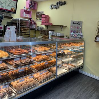 Get'n Go Donuts - Donuts Near Me - Carlsbad, California Get'n Go Donuts - Donuts Near Me - Carlsbad, California