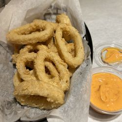 The Madden Crab - Rubbery calamari with under cooked batter.