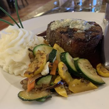 Hunt & Gather Restaurant - Filet is a safe and delicious choice. - New American Near Me - Torrey, Utah Hunt & Gather Restaurant - Filet is a safe and delicious choice. - New American Near Me - Torrey, Utah