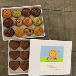Cubcakes - Brownies and assorted Cubcakes!